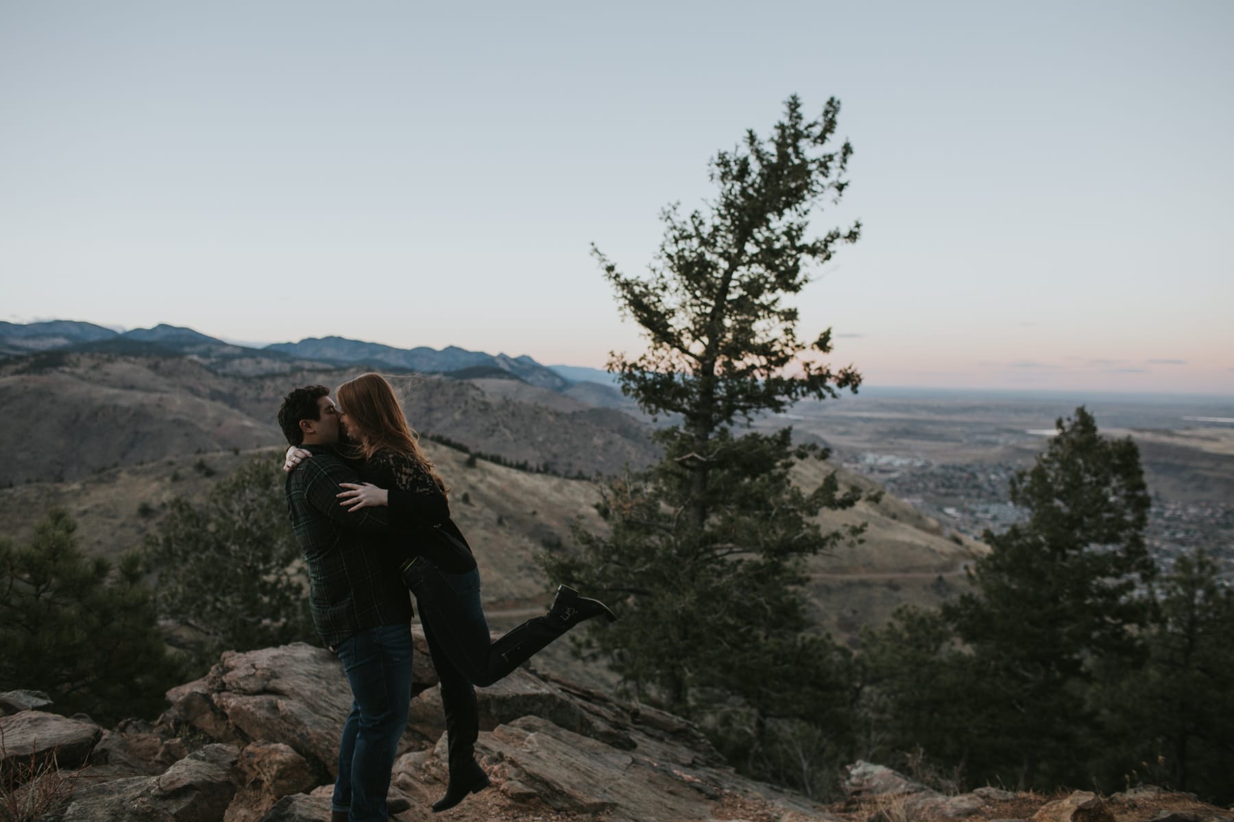 denver engagement photos, lookout mountain engagement, fall engagement photos, golden hour engagement, golden hour lookout mountain, engagement photos with dog, black lab, engagement ring on dogs nose